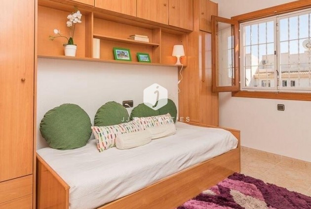 Resale - Chalet -
Orihuela Costa - Costa Blanca