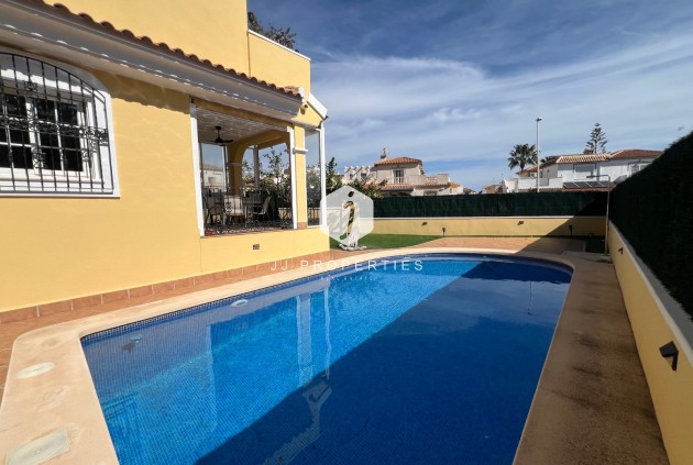 Resale - Villa -
Orihuela Costa - Costa Blanca