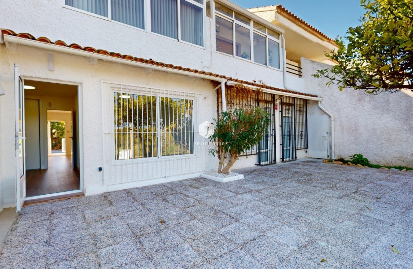 Z drugiej ręki - Mieszkanie w bloku -
Orihuela Costa - Costa Blanca