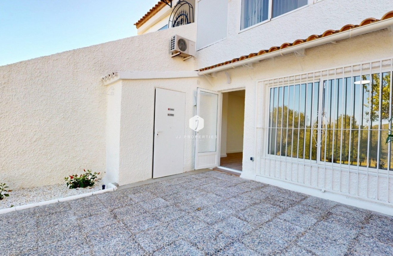 Z drugiej ręki - Mieszkanie w bloku -
Orihuela Costa - Costa Blanca