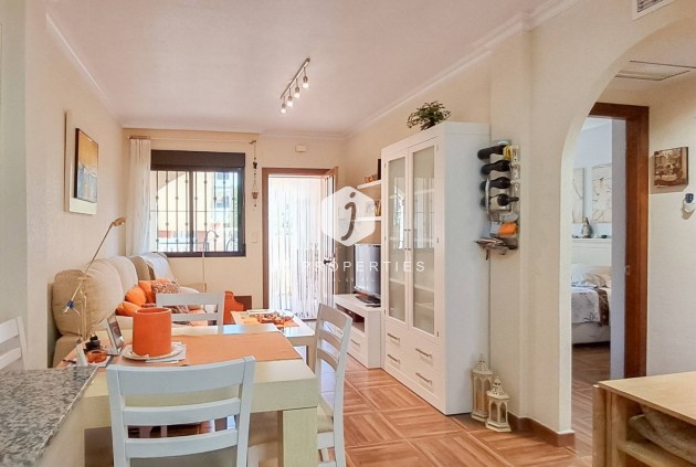 Resale - Apartment / flat -
Torrevieja - Parque Acuático - Sector 25