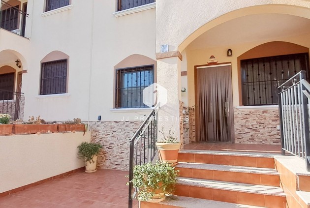 Resale - Apartment / flat -
Torrevieja - Parque Acuático - Sector 25