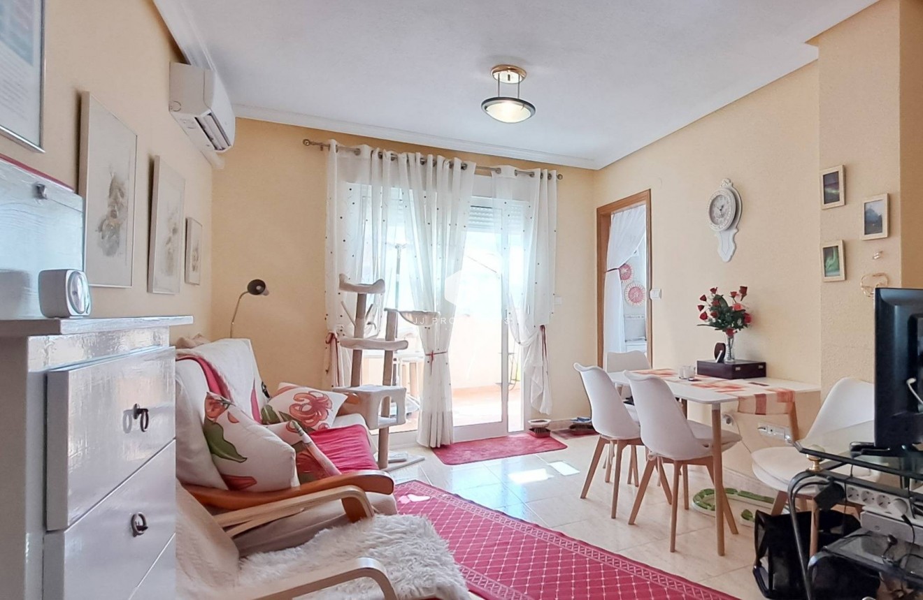 Aus zweiter Hand - Penthouse -
Torrevieja