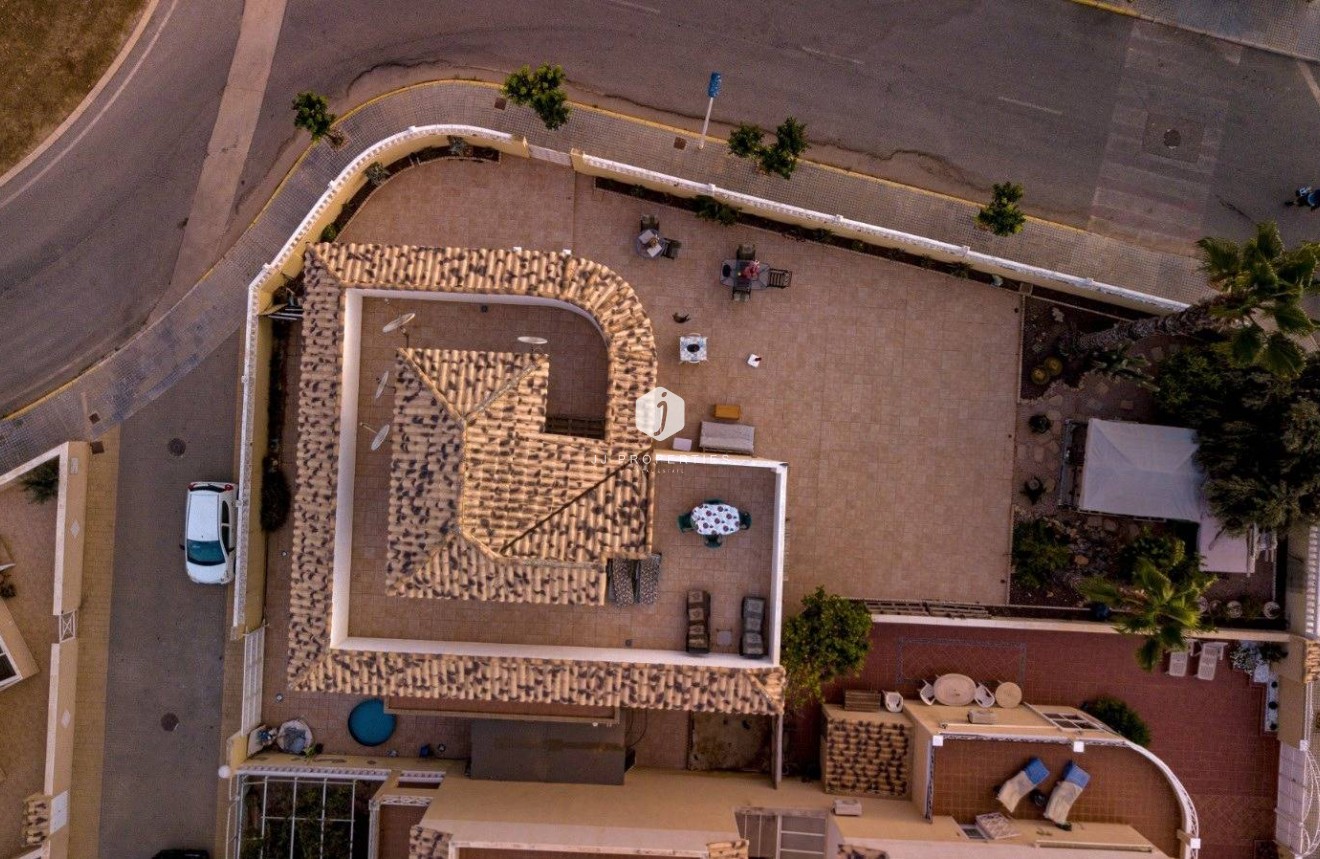 D'occasion - Villa -
Torrevieja - La Siesta - El Salado - Torreta