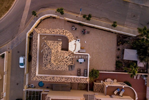 D'occasion - Villa -
Torrevieja - La Siesta - El Salado - Torreta