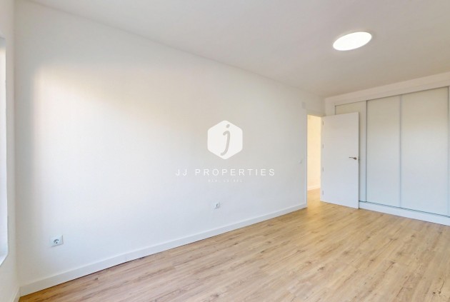 Resale - Bungalow -
Orihuela Costa - Costa Blanca