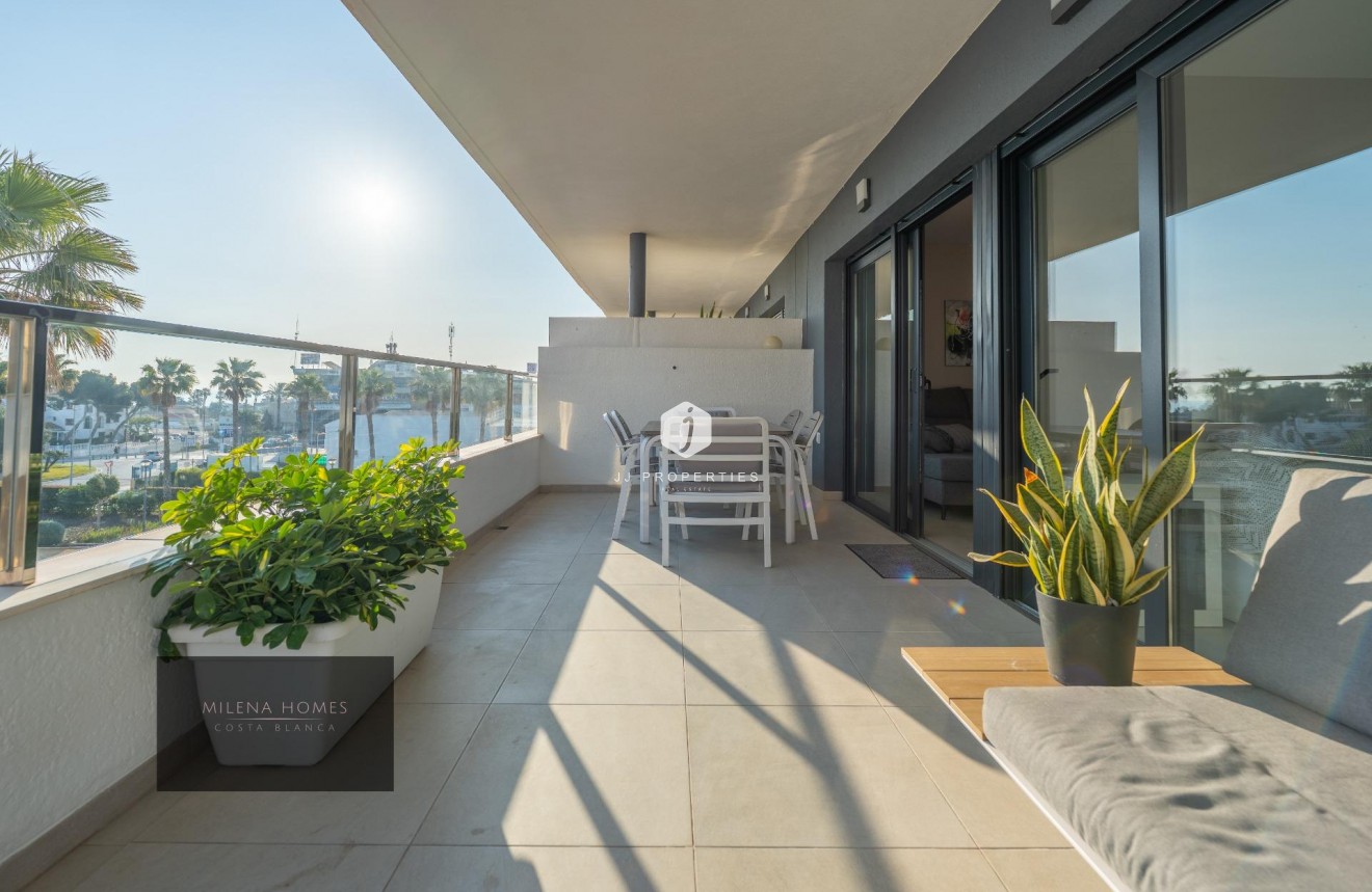 Resale - Apartment / flat -
Orihuela Costa - La Zenia