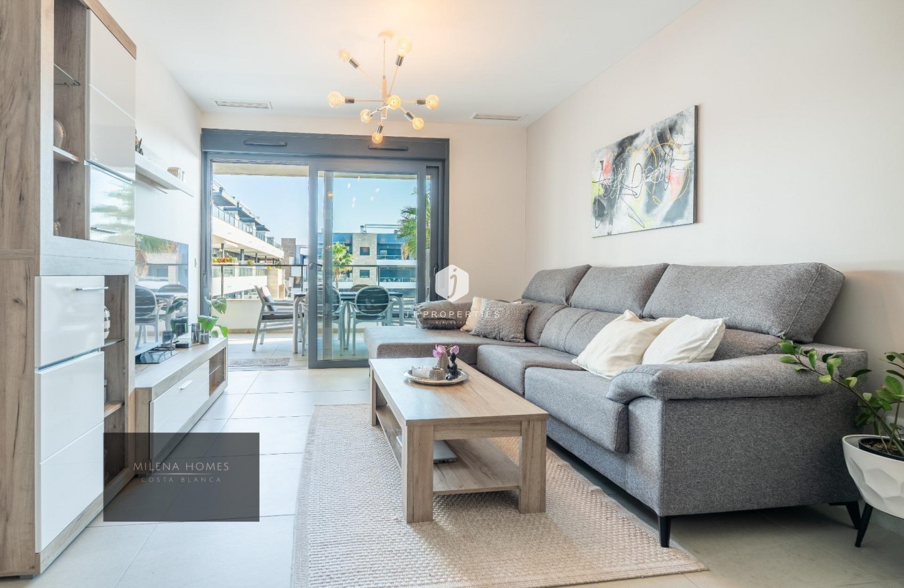 Resale - Apartment / flat -
Orihuela Costa - La Zenia