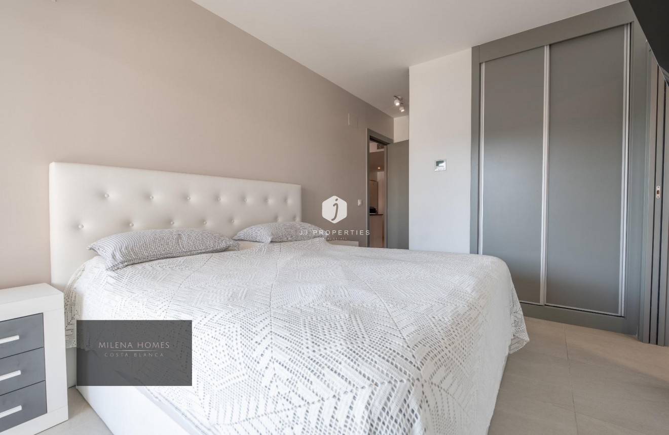 Resale - Apartment / flat -
Orihuela Costa - La Zenia