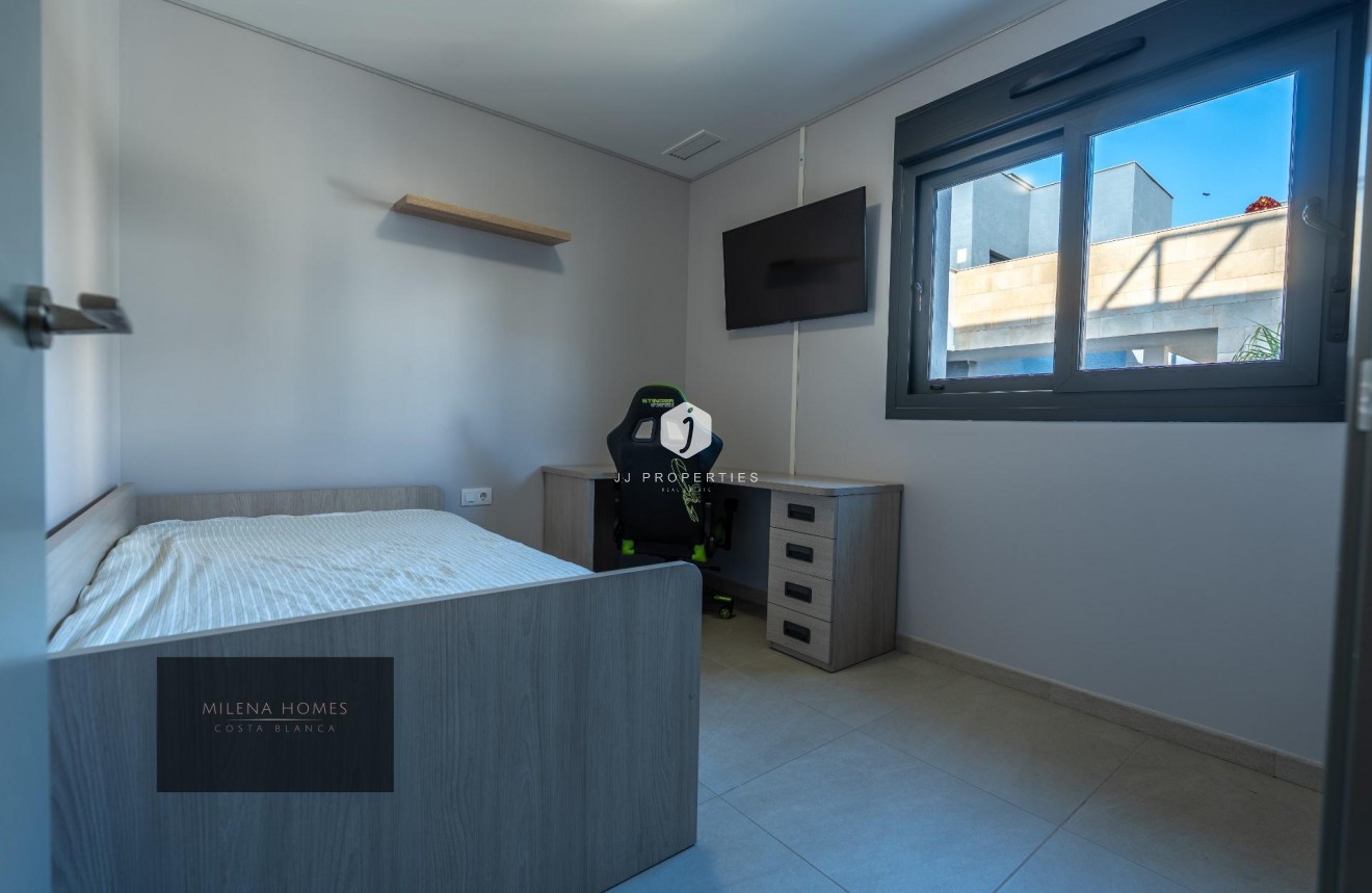 Resale - Apartment / flat -
Orihuela Costa - La Zenia