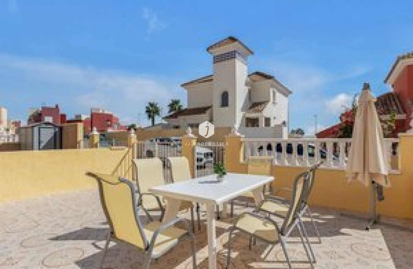 Z drugiej ręki - Szalet -
Orihuela Costa