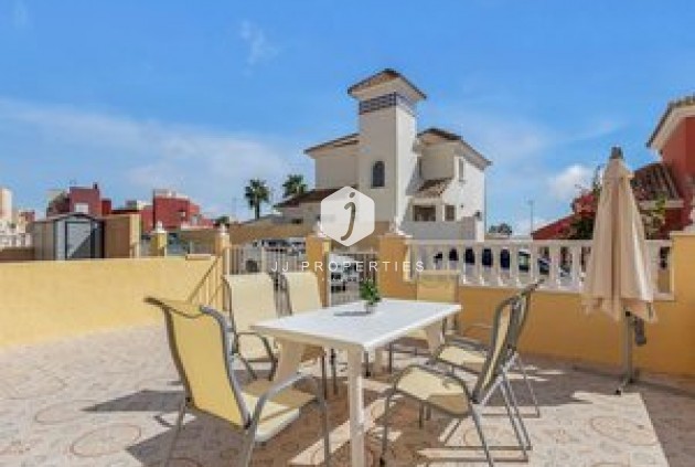 Z drugiej ręki - Szalet -
Orihuela Costa