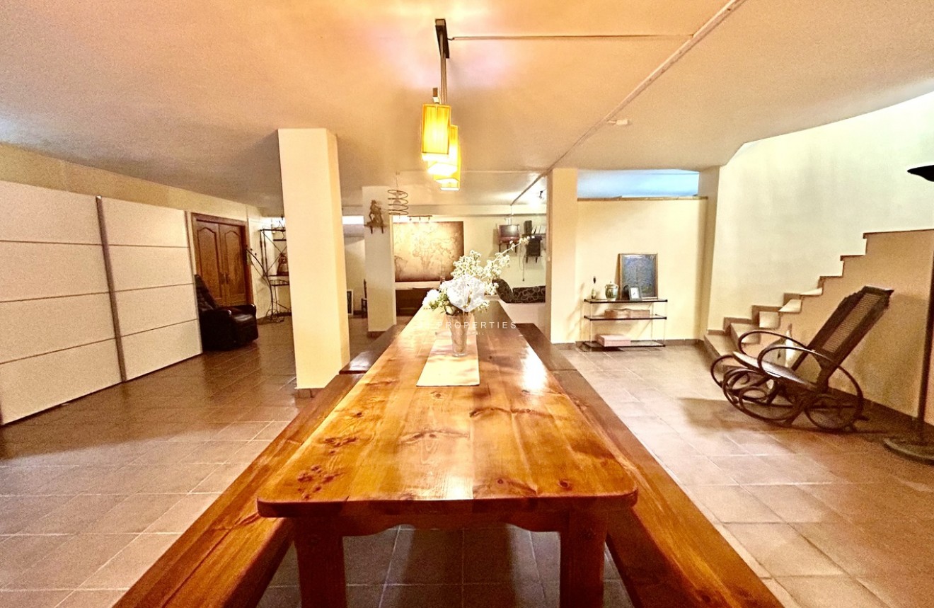 Resale - Villa -
La Mata - Costa Blanca