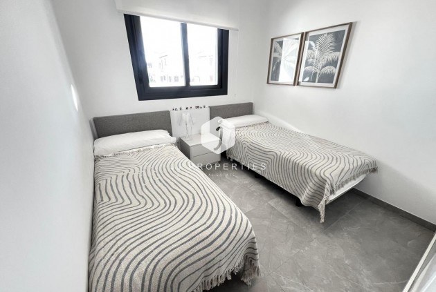 Segunda mano - Apartamento / piso -
La Zenia - Costa Blanca