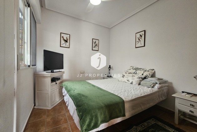 Resale - Villa -
La Zenia - Costa Blanca