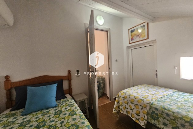 Resale - Villa -
La Zenia - Costa Blanca