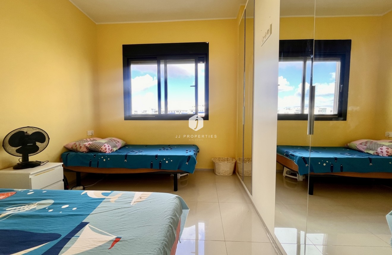 Resale - Apartment / flat -
La Zenia - Costa Blanca