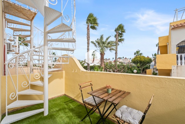 Resale - Chalet -
Playa Flamenca - Costa Blanca
