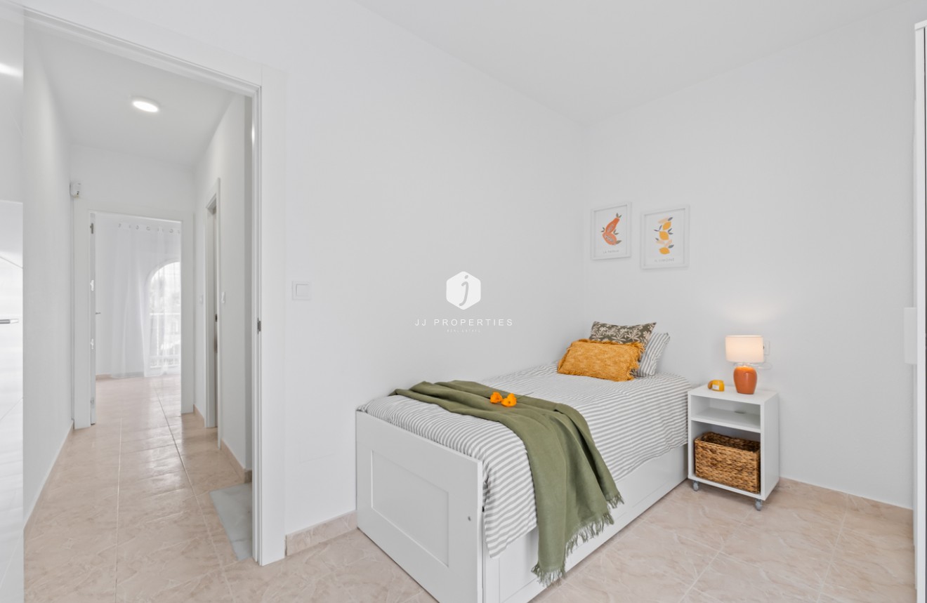 Resale - Chalet -
Playa Flamenca - Costa Blanca