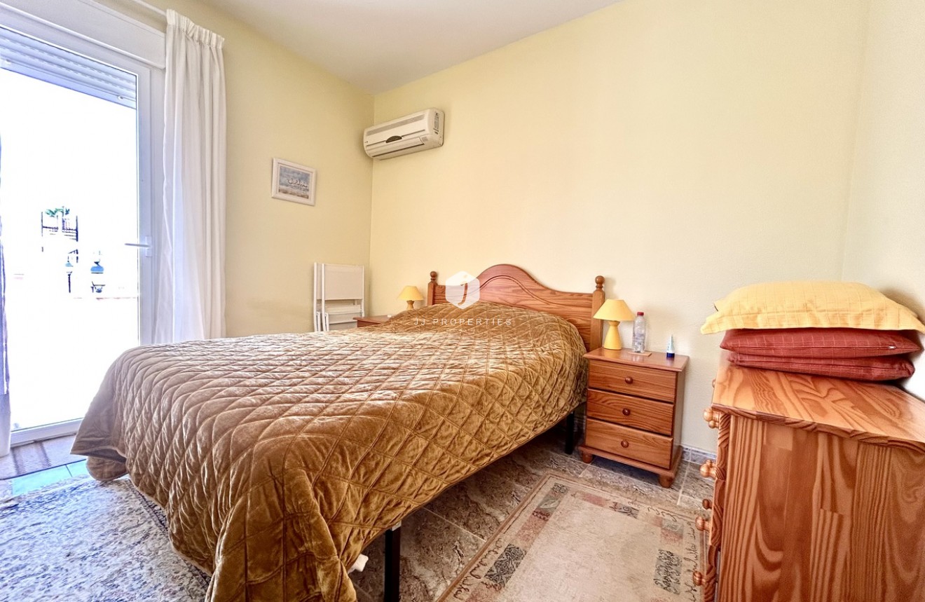 Resale - Chalet -
Cabo Roig - Costa Blanca