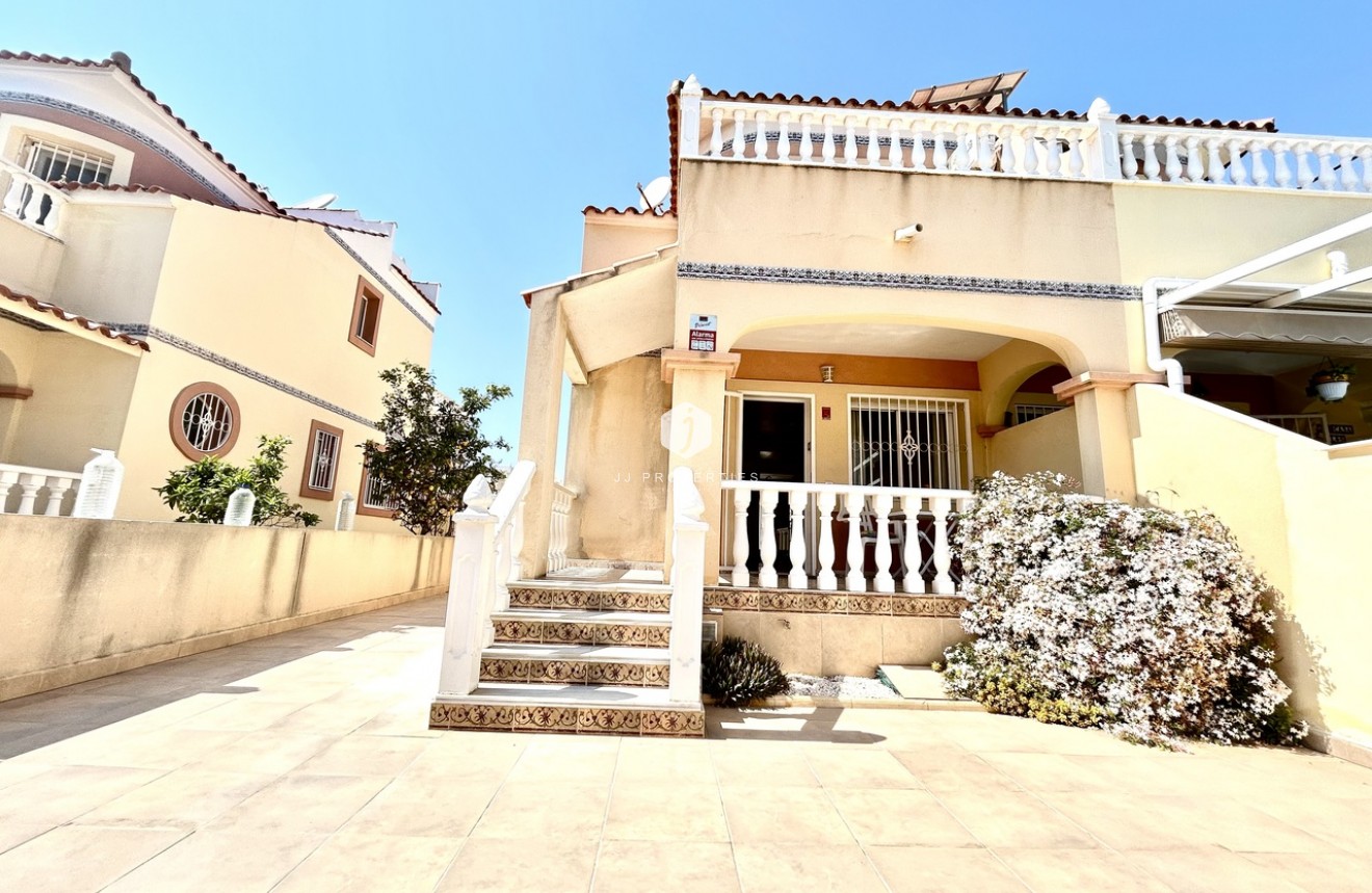 Resale - Chalet -
Cabo Roig - Costa Blanca