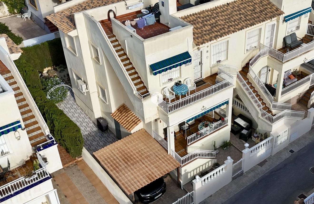 Resale - Apartment / flat -
Playa Flamenca - Costa Blanca