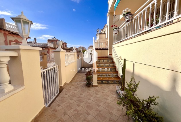 Resale - Apartment / flat -
Playa Flamenca - Costa Blanca