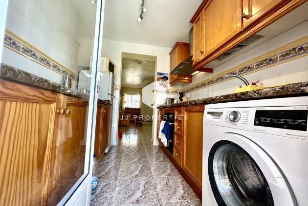 Resale - Chalet -
La Zenia - Costa Blanca