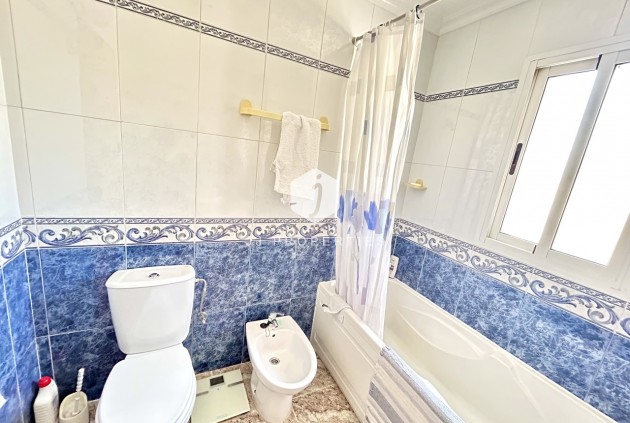 Resale - Chalet -
La Zenia - Costa Blanca