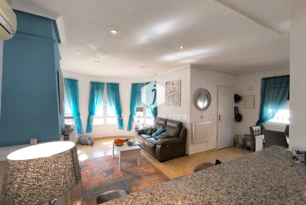 Resale - Villa -
El Raso - Costa Blanca