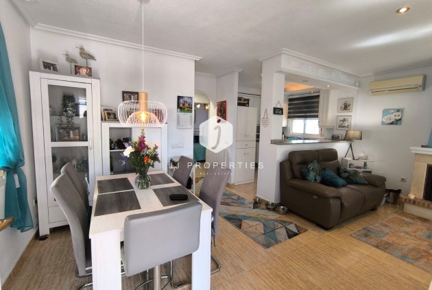 Resale - Villa -
El Raso - Costa Blanca