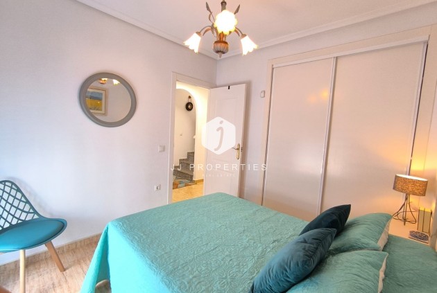 Resale - Villa -
El Raso - Costa Blanca