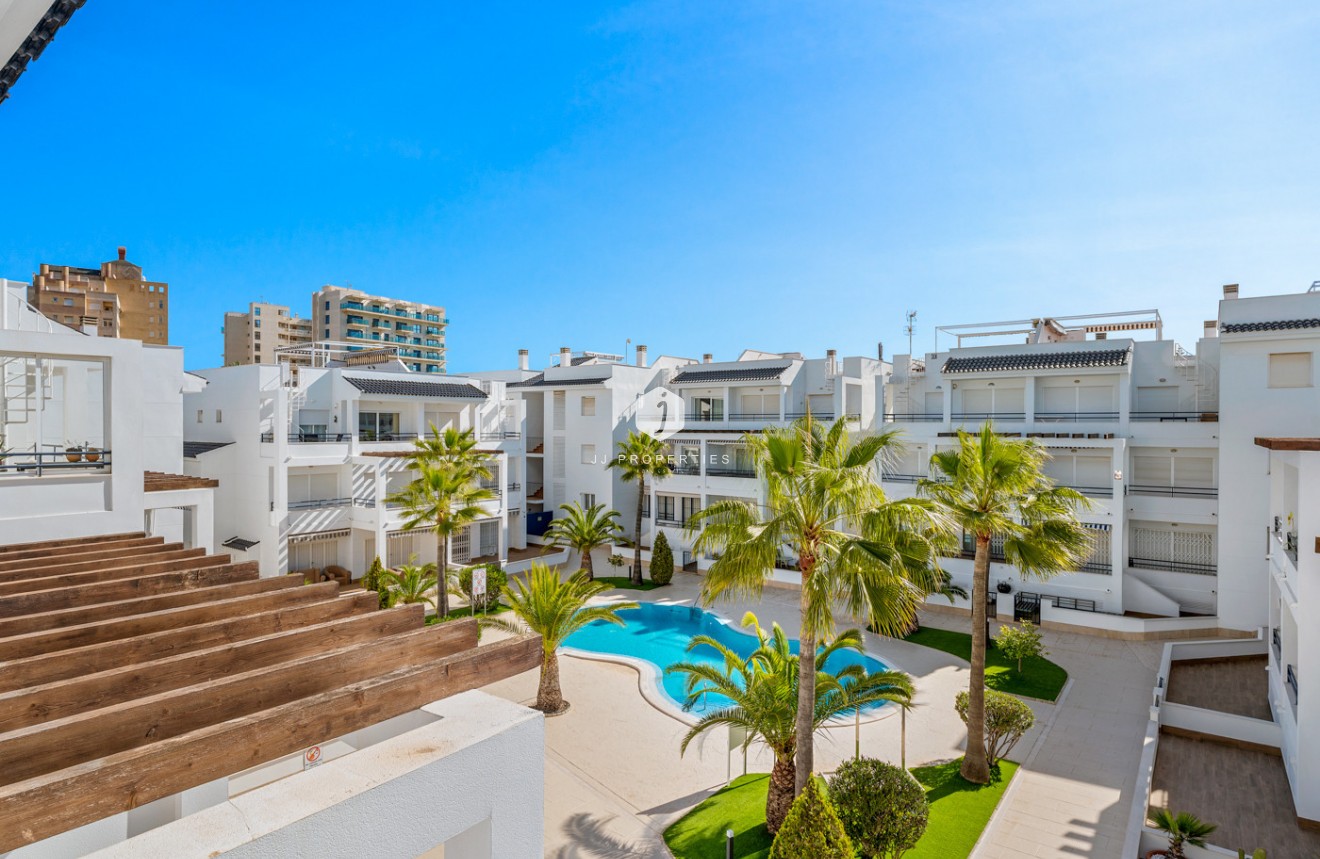 Resale - Apartment / flat -
Torrevieja - Costa Blanca