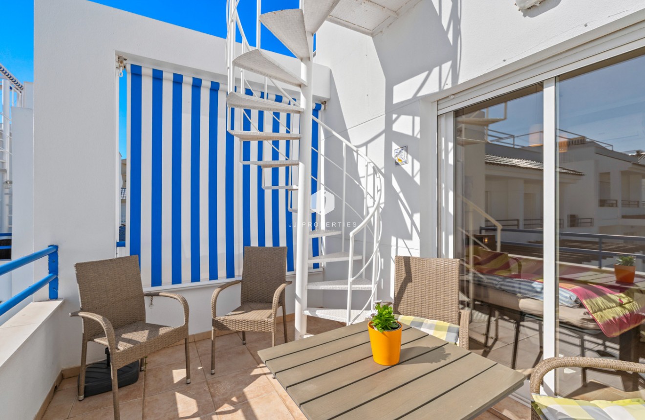 Resale - Apartment / flat -
Torrevieja - Costa Blanca