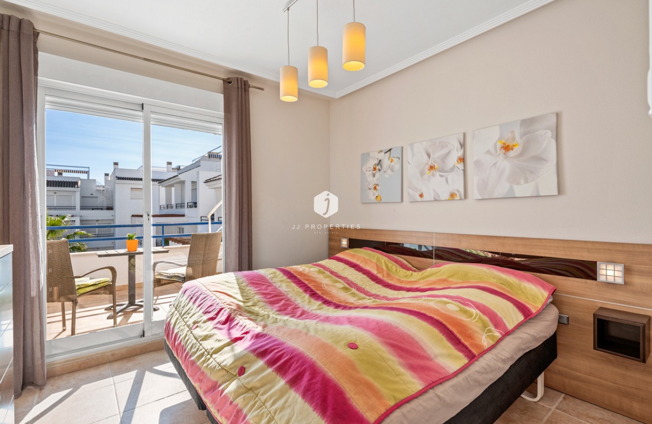 Resale - Apartment / flat -
Torrevieja - Costa Blanca