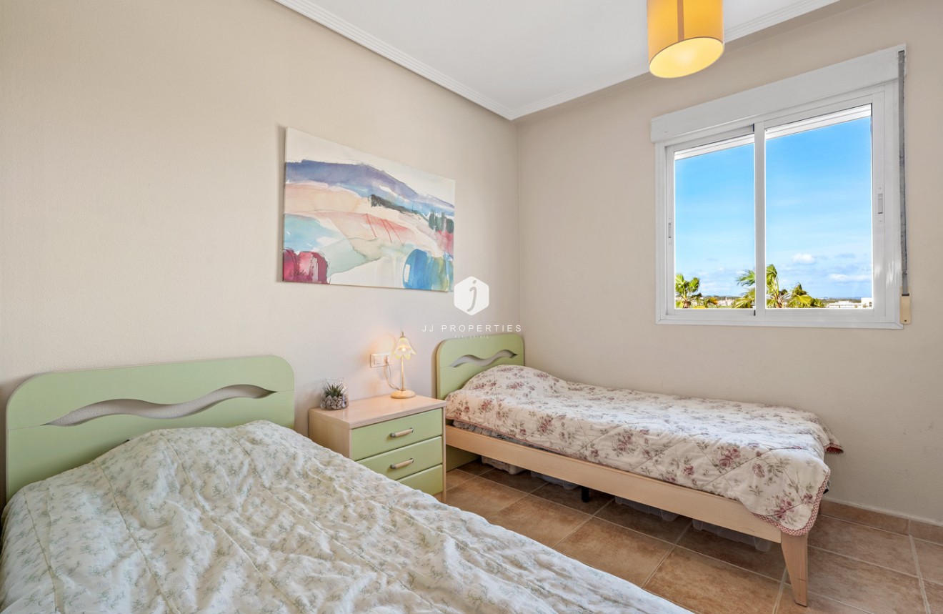 Resale - Apartment / flat -
Torrevieja - Costa Blanca