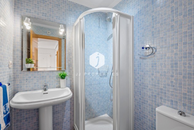 Resale - Apartment / flat -
Torrevieja - Costa Blanca