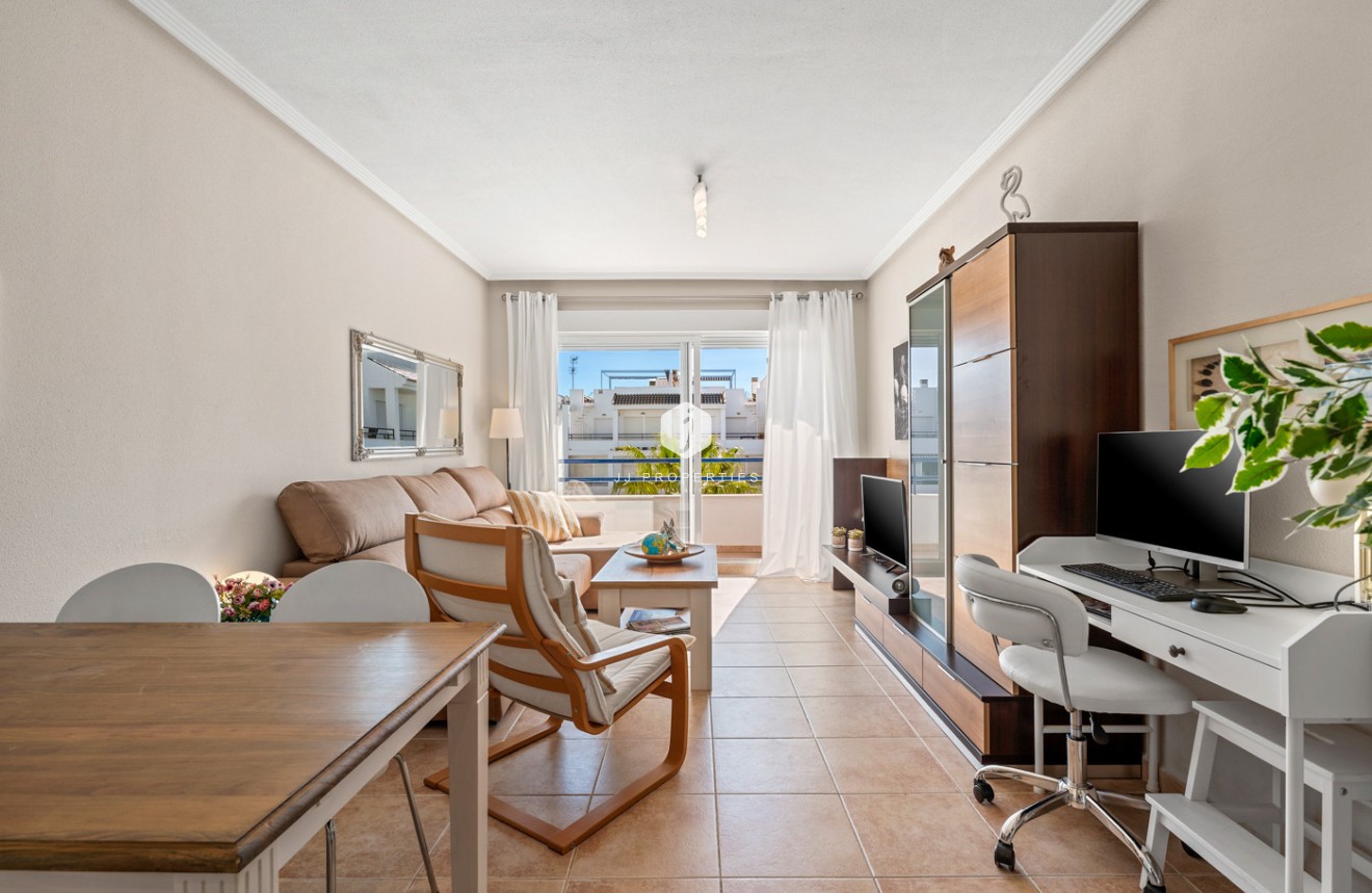 Resale - Apartment / flat -
Torrevieja - Costa Blanca
