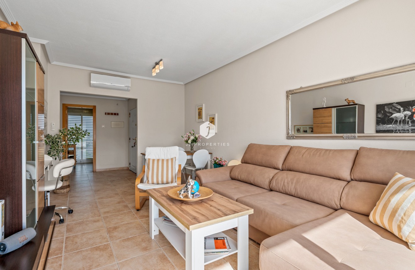 Resale - Apartment / flat -
Torrevieja - Costa Blanca