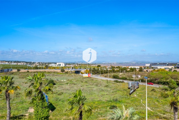 Resale - Apartment / flat -
Torrevieja - Costa Blanca