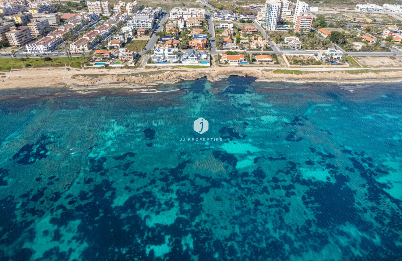 Resale - Apartment / flat -
Torrevieja - Costa Blanca