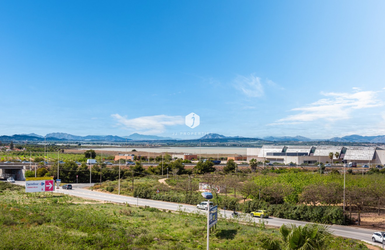 Resale - Apartment / flat -
Torrevieja - Costa Blanca