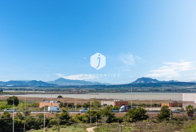 Resale - Apartment / flat -
Torrevieja - Costa Blanca