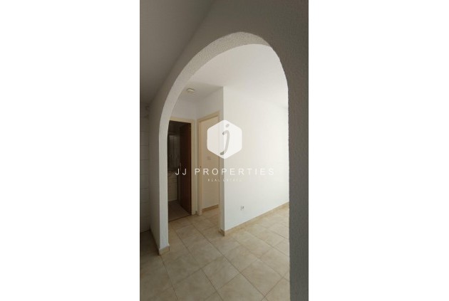 Resale - Chalet -
Torrevieja - Los Balcones