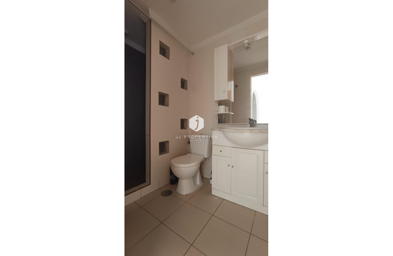 Resale - Chalet -
Torrevieja - Los Balcones