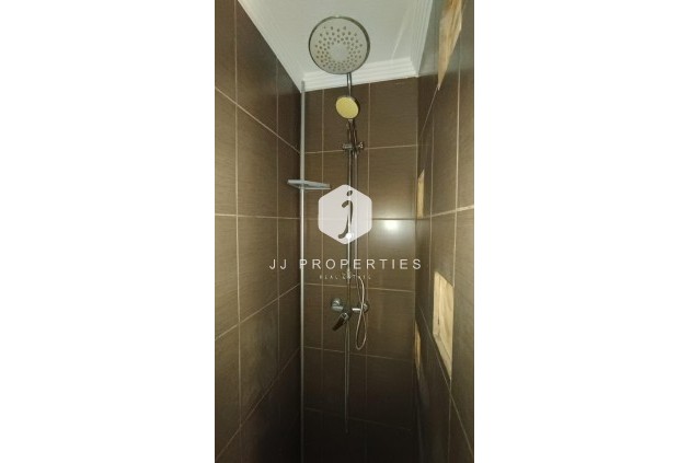 Resale - Chalet -
Torrevieja - Los Balcones