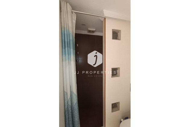 Resale - Chalet -
Torrevieja - Los Balcones