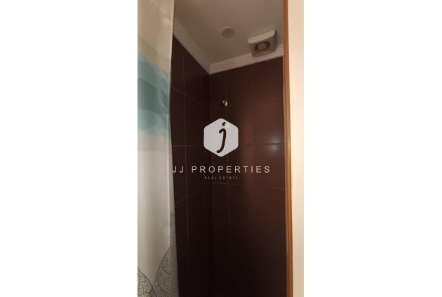 Resale - Chalet -
Torrevieja - Los Balcones