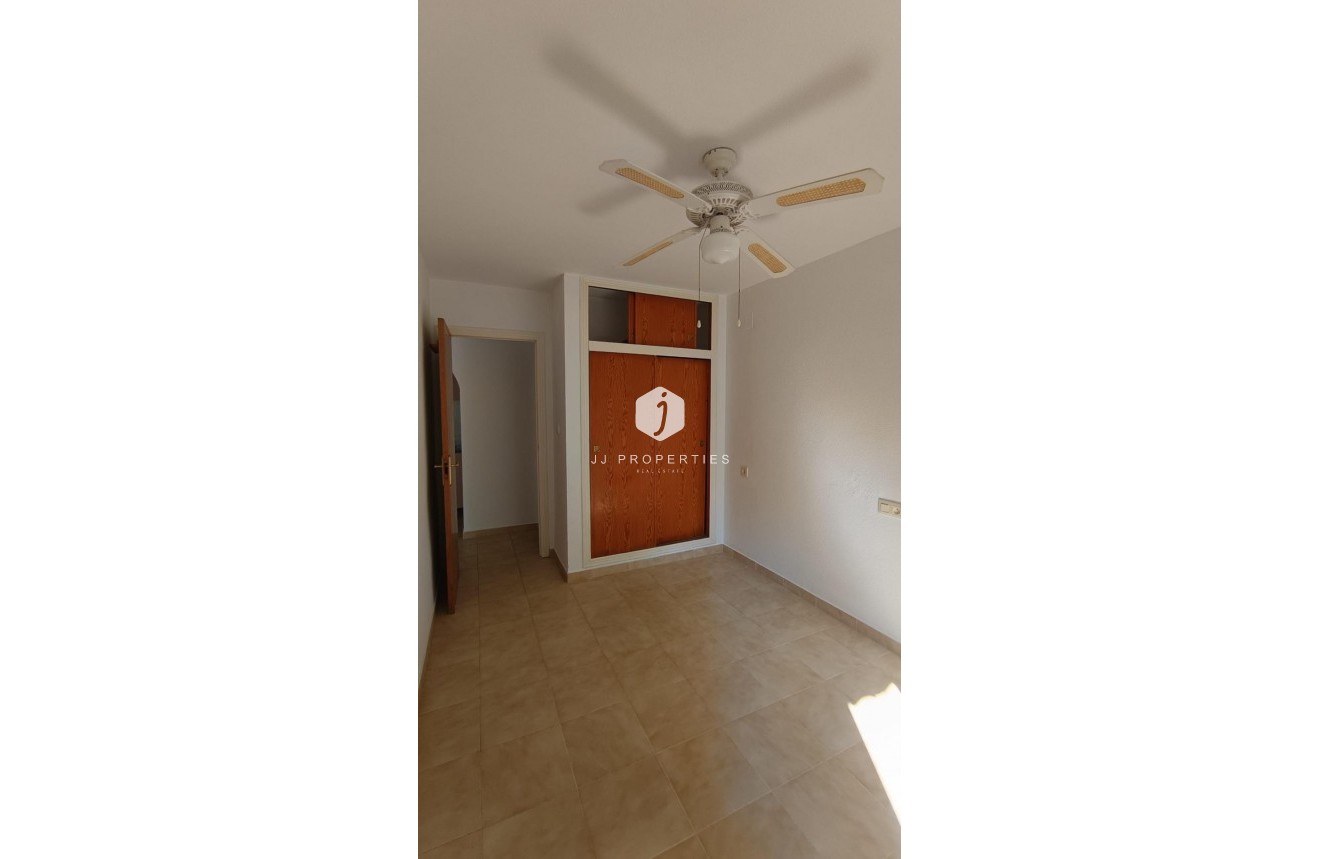 Resale - Chalet -
Torrevieja - Los Balcones