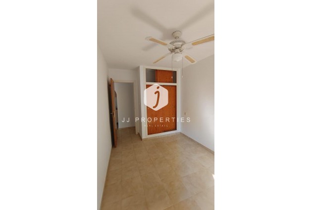 Resale - Chalet -
Torrevieja - Los Balcones